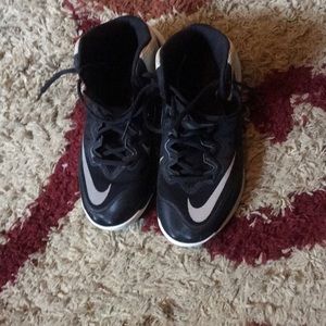 NIKE Hype DF ii Black, Gray, and White.